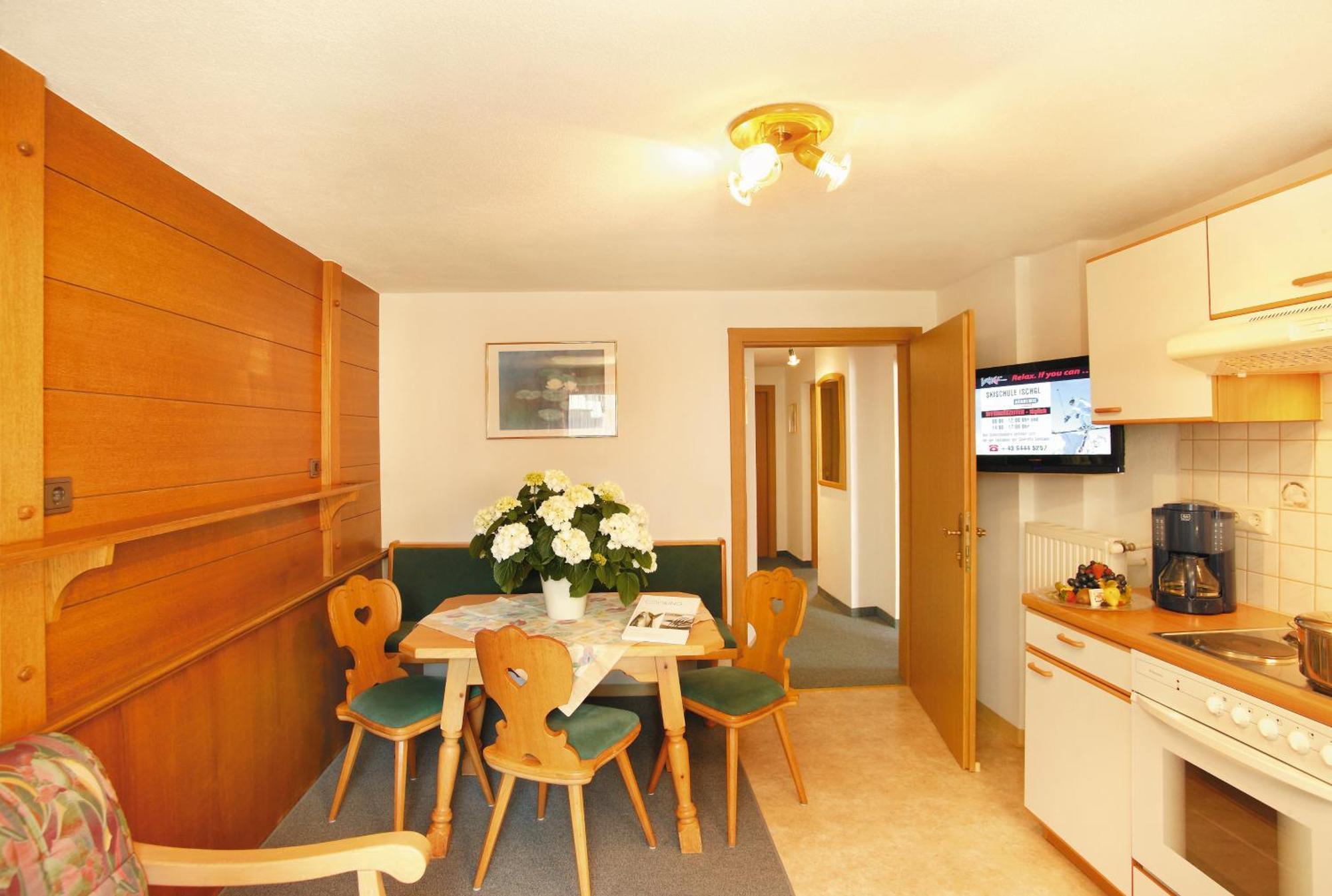Pezinerblick Apartment Ischgl Bagian luar foto